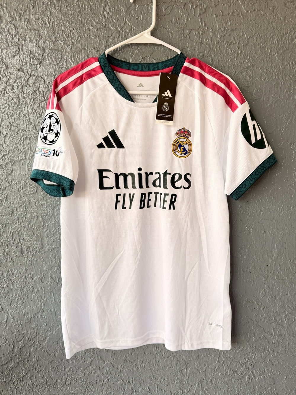 Mbappe Real Madrid White Soccer Jersey Men Fan Version - Picture 2 of 4